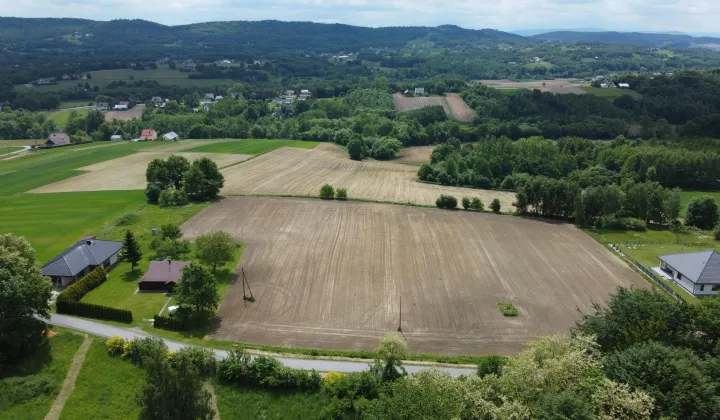 Działka budowlana Tłuczań, ul. Dworska