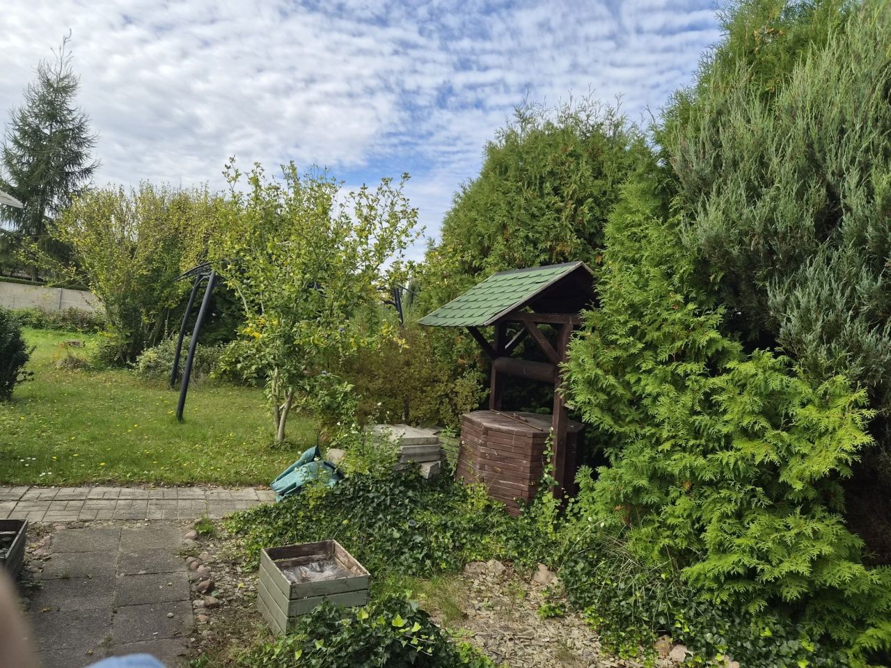 Talamh, 360 m²