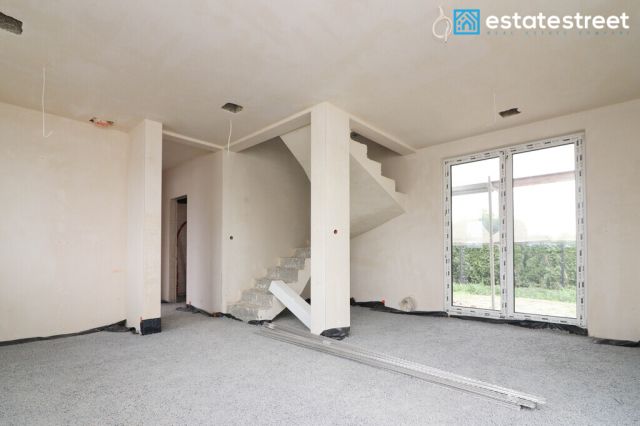 bliźniak, 5 pokoi Mników. Zdjęcie 16