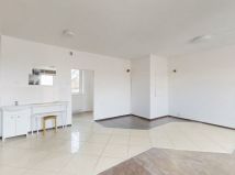 Lokal Łódź Chojny, ul. Rzgowska. Zdjęcie 4