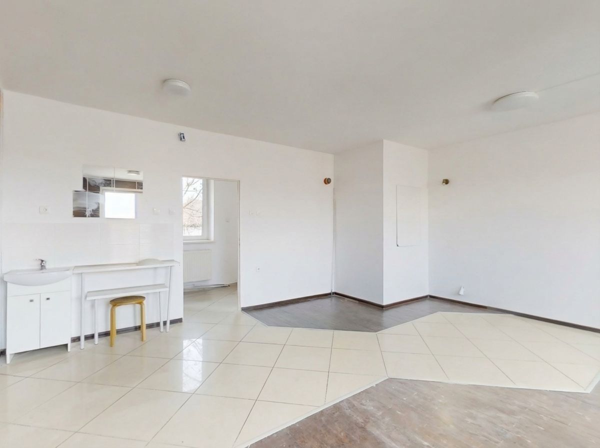 Lokal Łódź Chojny, ul. Rzgowska. Zdjęcie 6