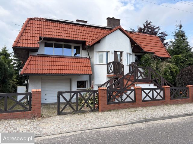 dom wolnostojący, 5 pokoi Nowogard. Zdjęcie 1
