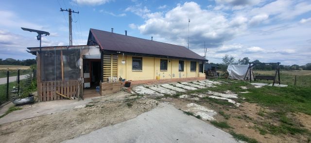 dom wolnostojący, 4 pokoje Nowosiadło. Zdjęcie 1