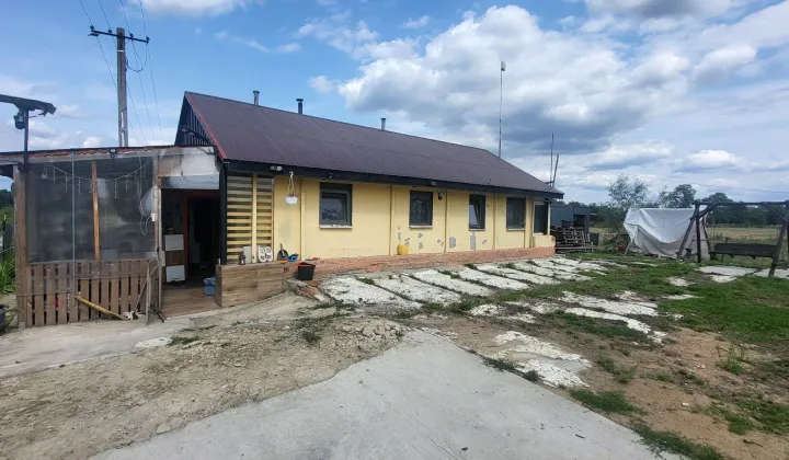 dom wolnostojący, 4 pokoje Nowosiadło