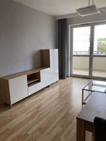 Mieszkanie 2-pokojowe Warszawa Ochota, ul. Włodarzewska. Zdjęcie 1