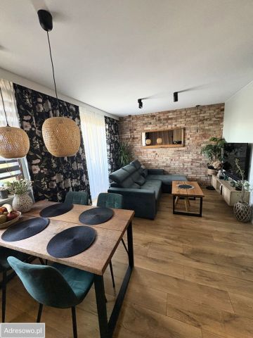 Mieszkanie 4-pokojowe Rybnik Maroko-Nowiny, ul. kard. Bolesława Kominka. Zdjęcie 1