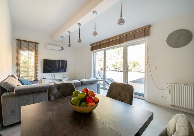 Mieszkanie 4-pokojowe Kolonia Brużyca, ul. Czesława Niemena. Zdjęcie 2