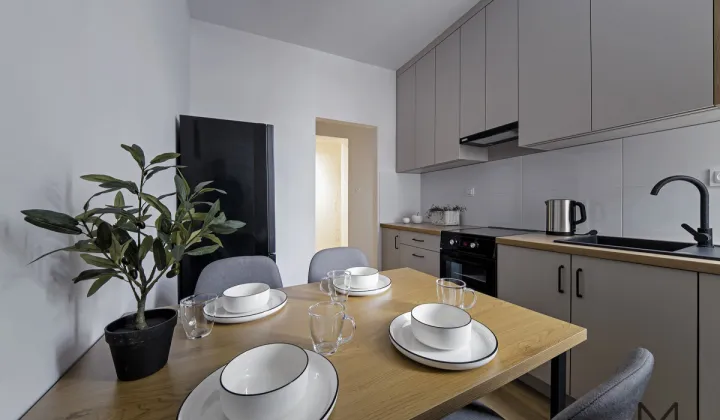 Mieszkanie 4-pokojowe Poznań Łazarz, pl. Stanisława Wyspiańskiego