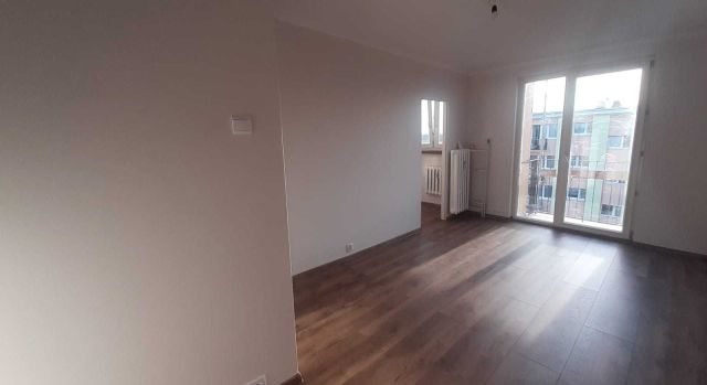 Mieszkanie 1-pokojowe Skierniewice Centrum, ul. Mszczonowska. Zdjęcie 1