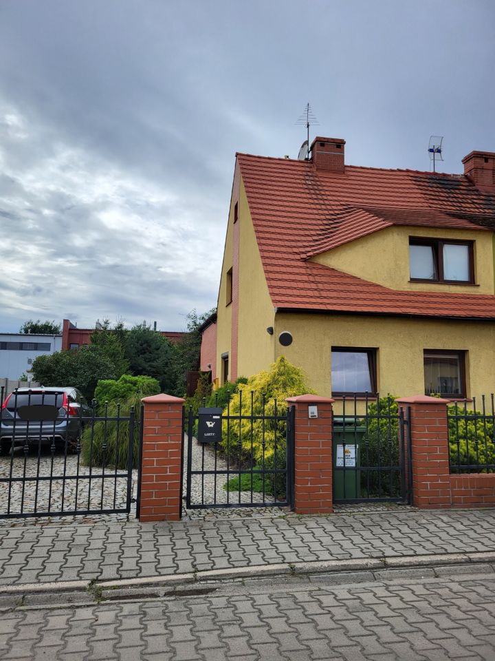 bliźniak, 4 pokoje Legnica, ul. Palmowa