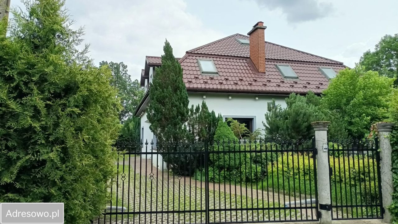 dom wolnostojący, 8 pokoi Brwinów. Zdjęcie 3