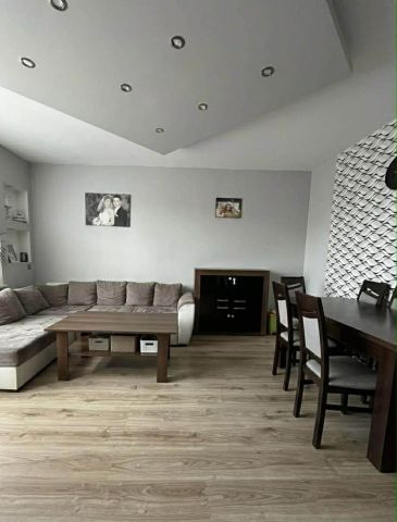 Mieszkanie 3-pokojowe Bełchatów, os. Żołnierzy POW. Zdjęcie 1