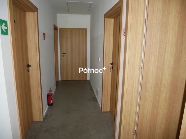 dom wolnostojący, 11 pokoi Szczytnica. Zdjęcie 22