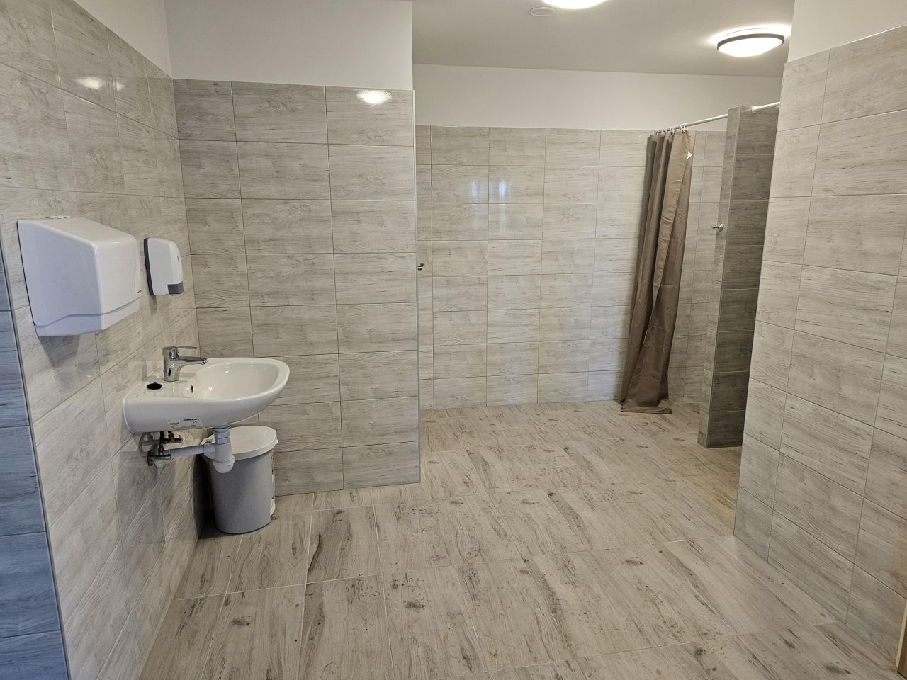 Hala/magazyn Drezdenko, ul. Aleja Piastów. Zdjęcie 7