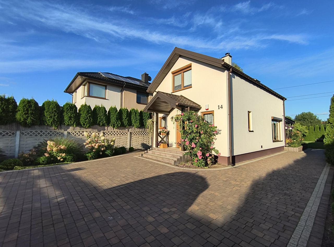 dom wolnostojący, 4 pokoje Piotrków Trybunalski Wierzeje, ul. Gołębia