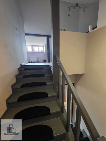 dom wolnostojący, 9 pokoi Legionowo. Zdjęcie 16