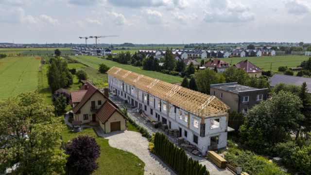 Mieszkanie 5-pokojowe Święta Katarzyna, ul. Główna. Zdjęcie 9