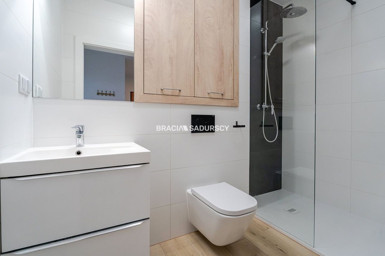 Mieszkanie 3-pokojowe Kraków Dębniki, ul. Czerwone Maki. Zdjęcie 10