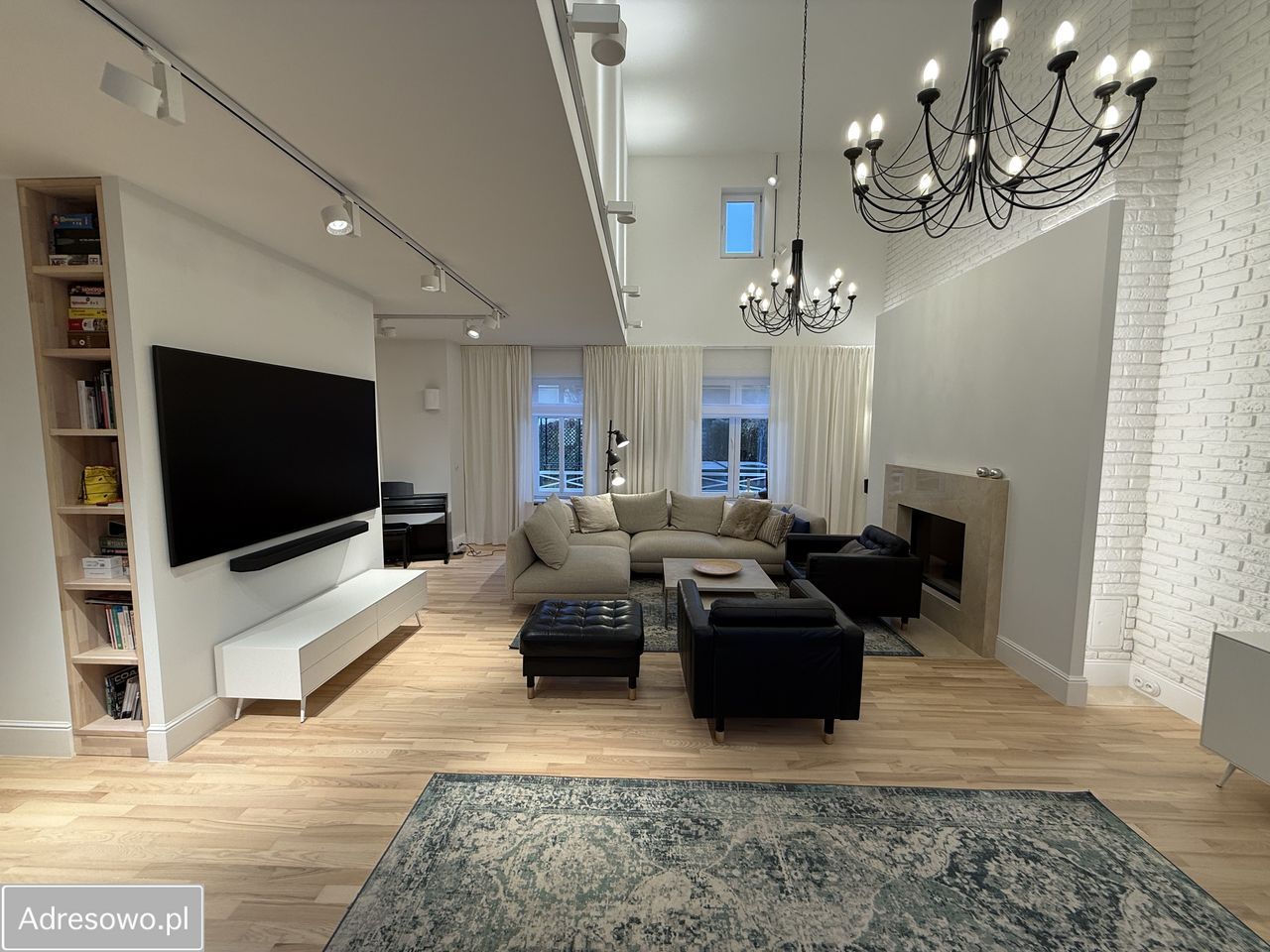 dom szeregowy, 6 pokoi Józefosław, ul. Normandii