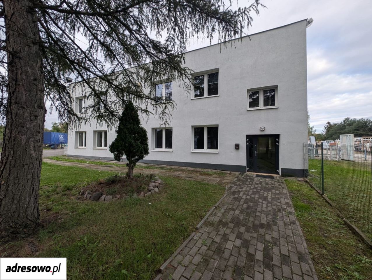 Lokal Nysa, ul. Romana Dmowskiego. Zdjęcie 1