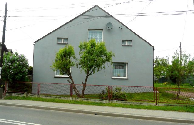 dom wolnostojący Czernica, ul. Wolności. Zdjęcie 1