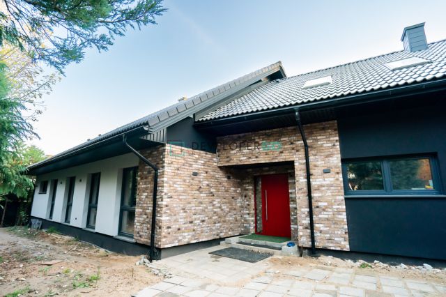 dom wolnostojący, 7 pokoi Jurowce. Zdjęcie 2