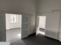 Lokal Myślenice, rynek Rynek. Zdjęcie 4