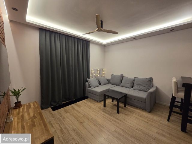 Mieszkanie 2-pokojowe Warszawa Ochota, ul. Wacława Sierpińskiego. Zdjęcie 1