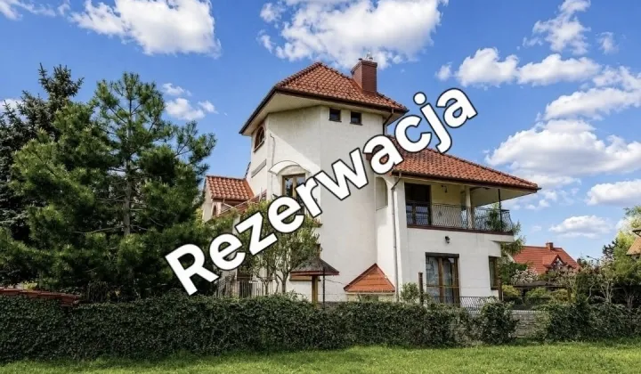 dom wolnostojący, 5 pokoi Płock, ul. Różana
