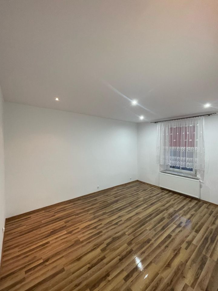 Mieszkanie 3-pokojowe Oława. Zdjęcie 3