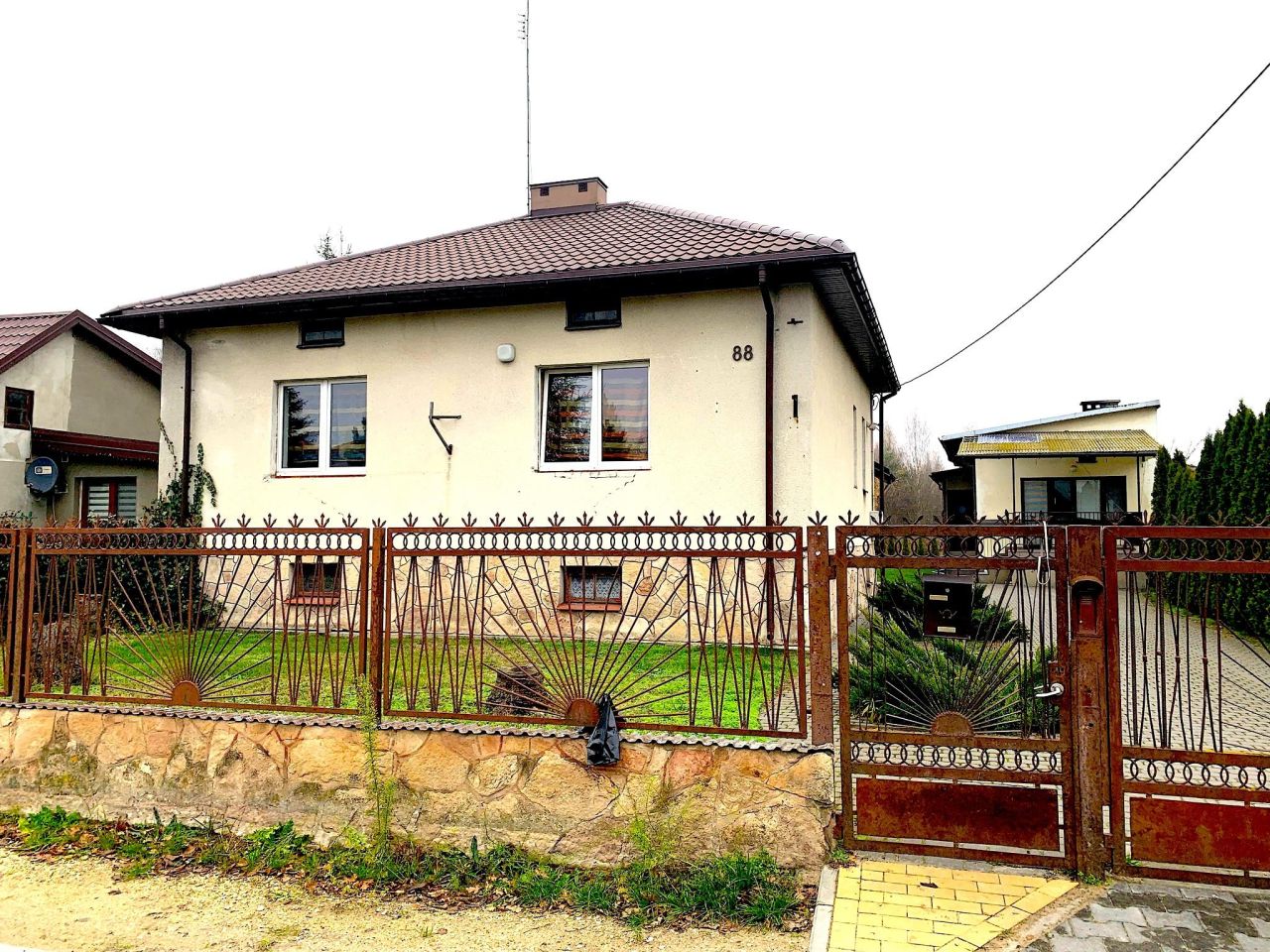 dom wolnostojący, 3 pokoje Barchów