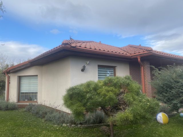 dom wolnostojący, 3 pokoje Niwnica. Zdjęcie 1