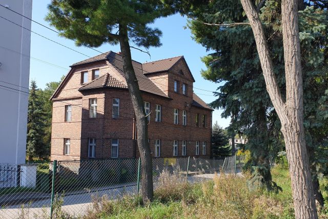 budynek wielorodzinny, 8 pokoi Imielin, ul. ks. Pawła Pośpiecha. Zdjęcie 1