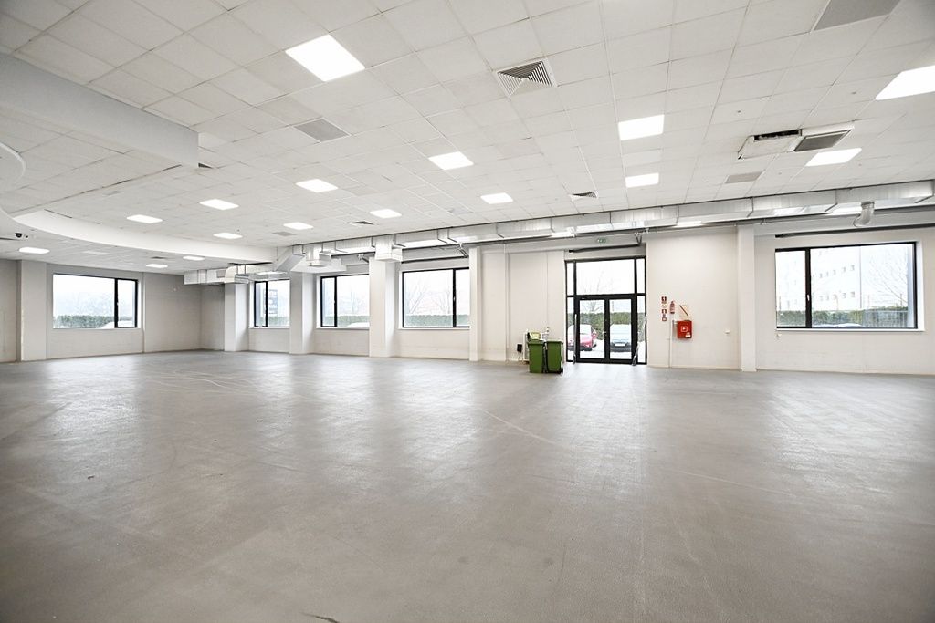 Lokal Łódź, al. marsz. Józefa Piłsudskiego. Zdjęcie 2