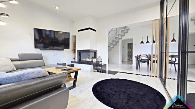 dom wolnostojący, 3 pokoje Częstochowa, ul. Drzewna. Zdjęcie 2