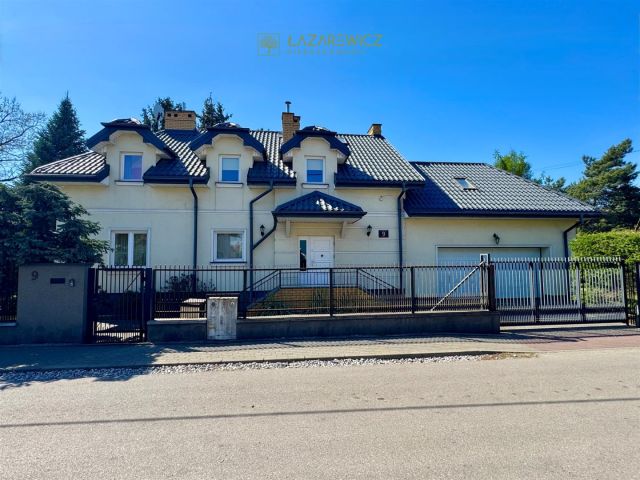 dom wolnostojący, 6 pokoi Warszawa Wawer. Zdjęcie 1