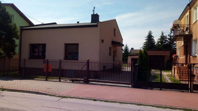 dom wolnostojący Tomaszów Mazowiecki, ul. Farbiarska. Zdjęcie 1