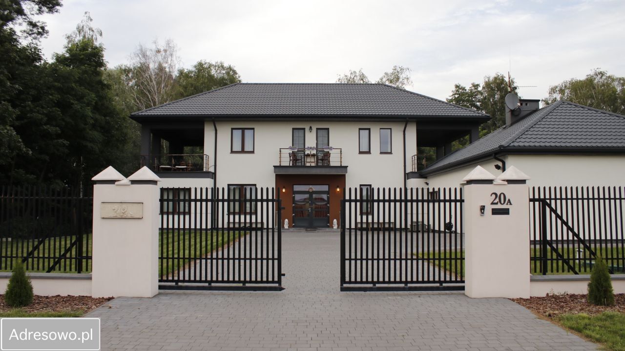 dom wolnostojący, 6 pokoi Stare Paski