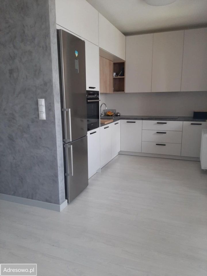 Mieszkanie 3-pokojowe Zamienie, ul. Thomasa Alva Edisona. Zdjęcie 9