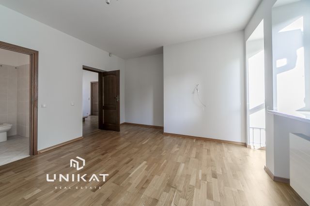 dom szeregowy, 9 pokoi Warszawa Bielany, ul. Hajoty. Zdjęcie 9