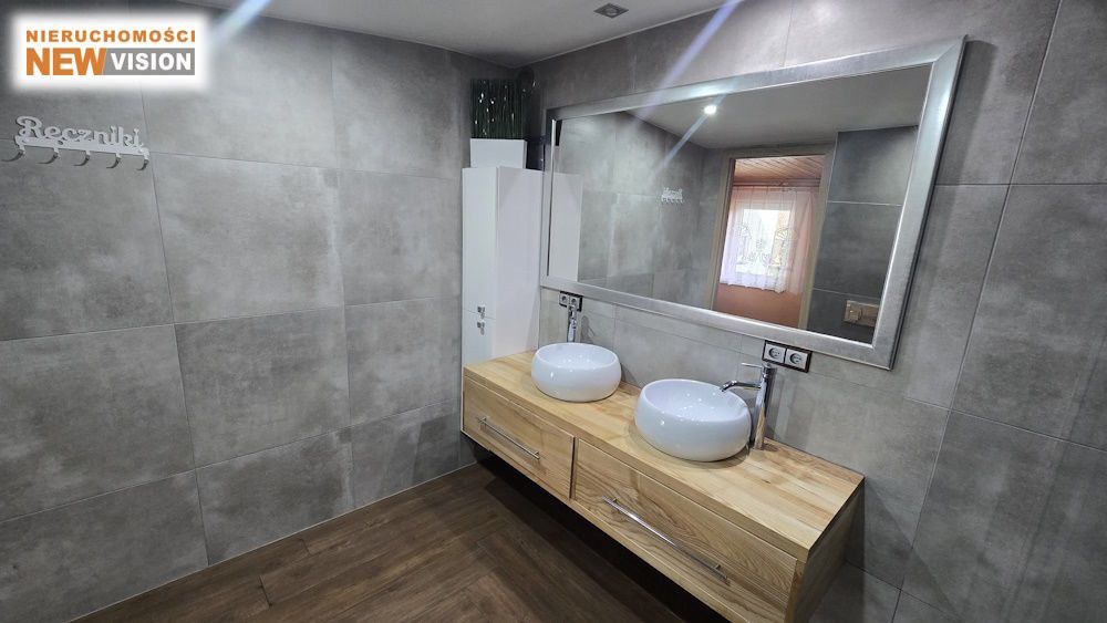 dom wolnostojący, 5 pokoi Wysoka. Zdjęcie 12