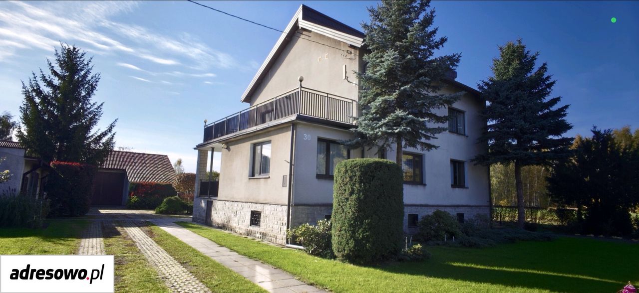 dom wolnostojący, 10 pokoi Łódź Kochanówka, ul. Wronia. Zdjęcie 1