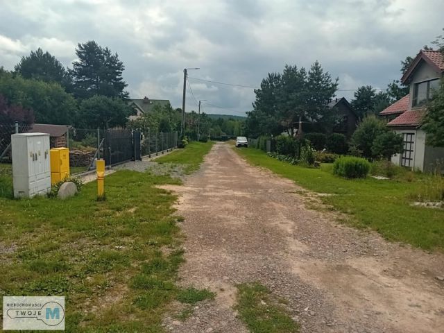 bliźniak, 8 pokoi Miedziana Góra. Zdjęcie 3