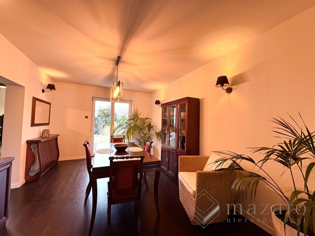 dom wolnostojący, 9 pokoi Zielonka. Zdjęcie 3