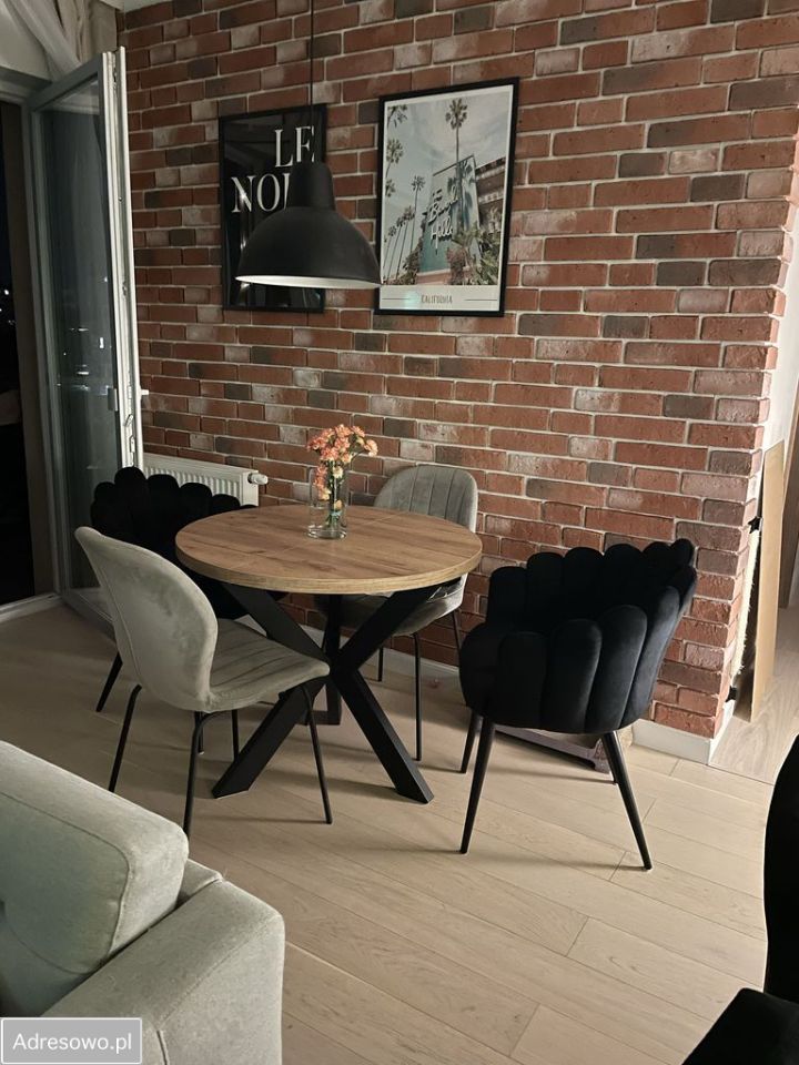 Mieszkanie 4-pokojowe Katowice Muchowiec, ul. gen. Kazimierza Pułaskiego. Zdjęcie 4