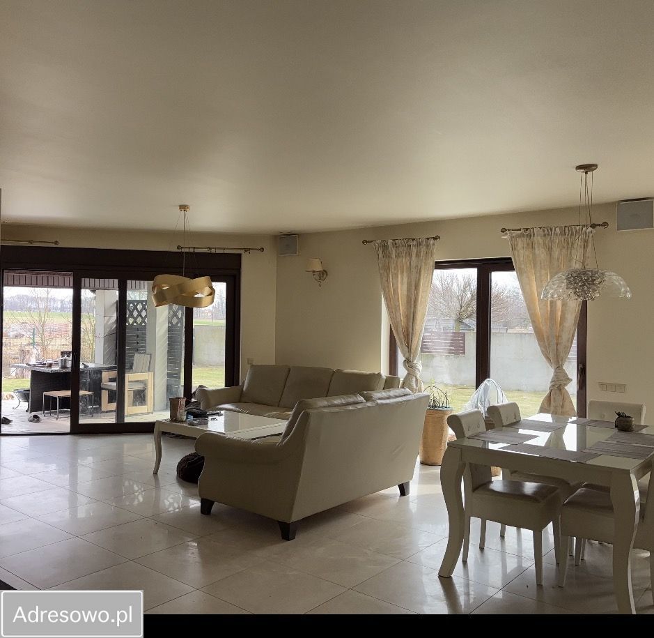 dom wolnostojący, 5 pokoi Lisiec Wielki. Zdjęcie 9