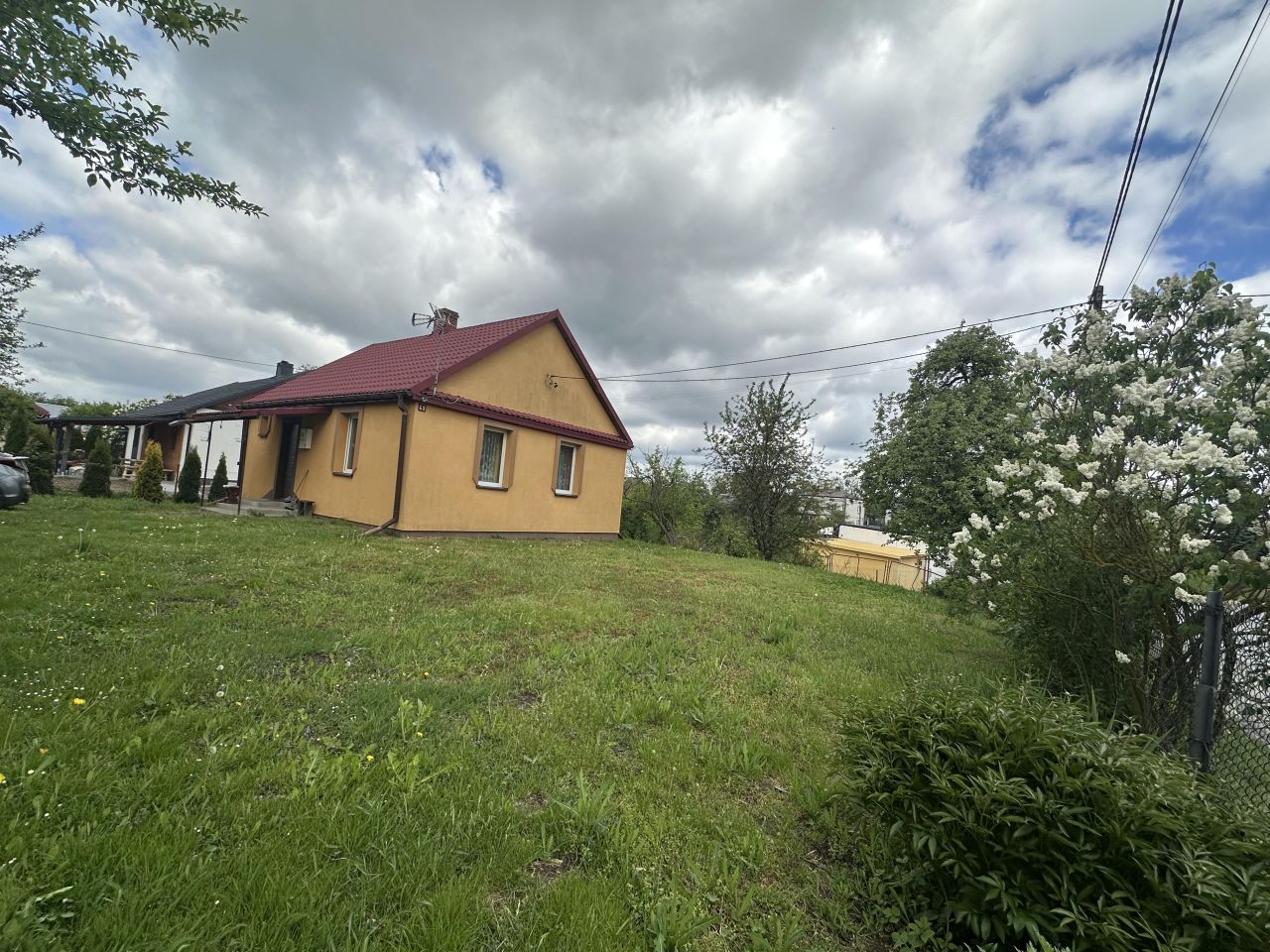 dom wolnostojący, 2 pokoje Grabówka. Zdjęcie 2