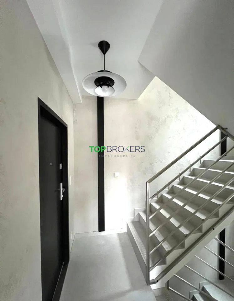 bliźniak, 14 pokoi Warszawa Włochy. Zdjęcie 13