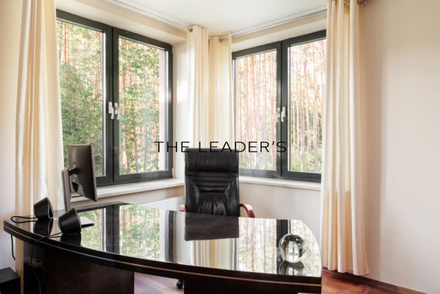 dom wolnostojący, 12 pokoi Konstancin-Jeziorna, ul. Oborska. Zdjęcie 36