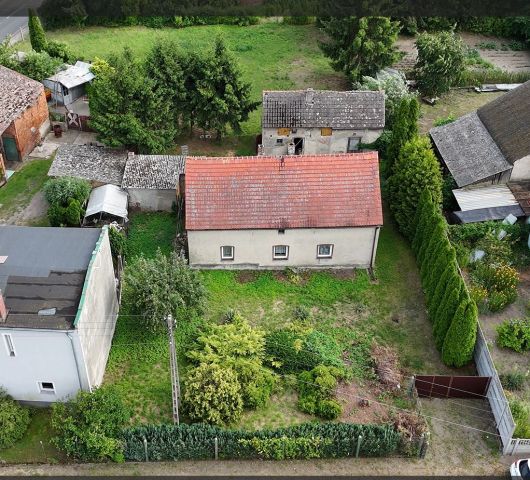 dom wolnostojący, 4 pokoje Siciny. Zdjęcie 1